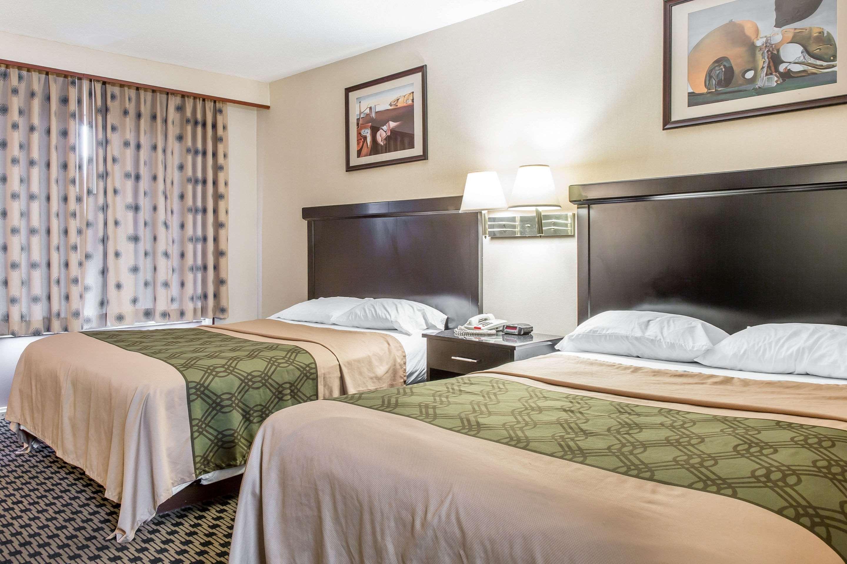 Econo Lodge West Haven Eksteriør billede