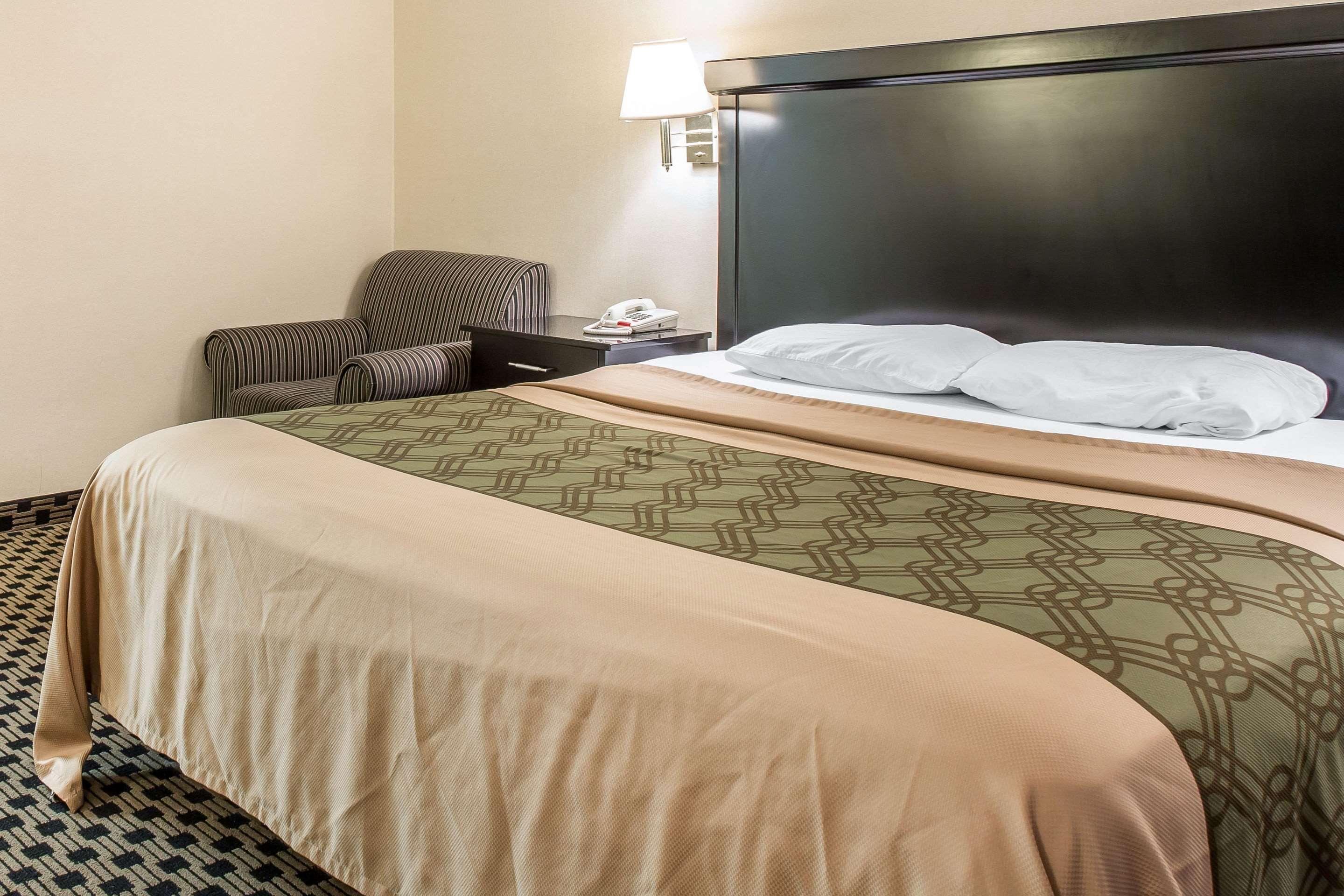 Econo Lodge West Haven Eksteriør billede