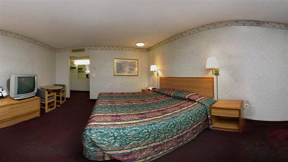 Econo Lodge West Haven Eksteriør billede